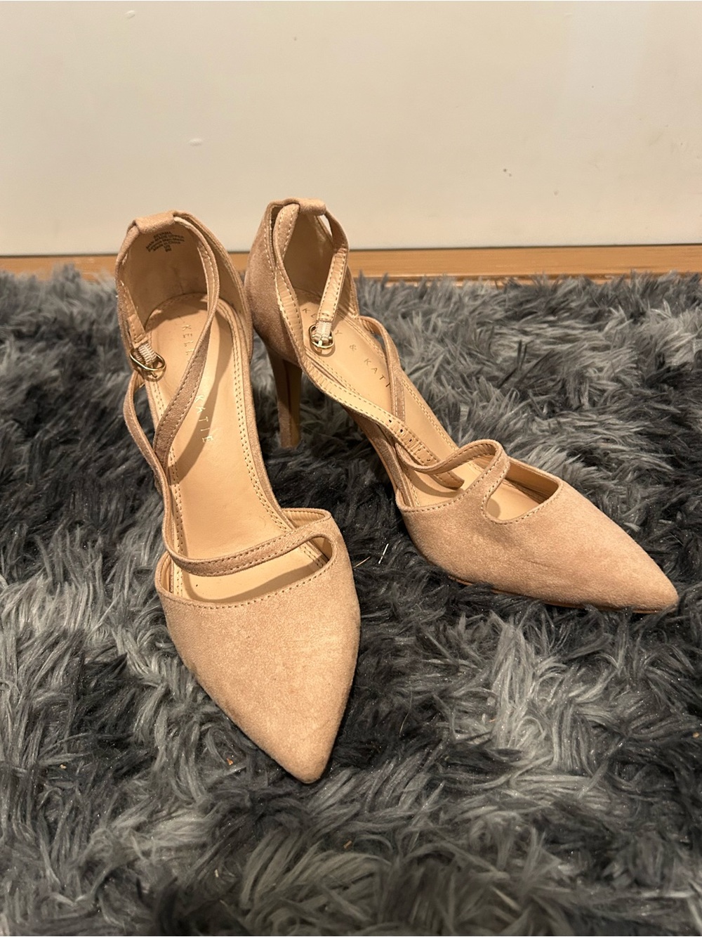 Kelly & Katie Women’s Pointed Heels